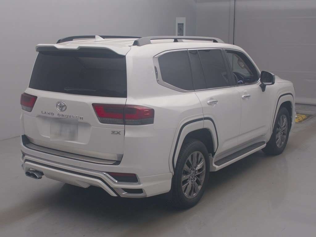 2023 Toyota Land Cruiser ZX 4WD auction photo 2