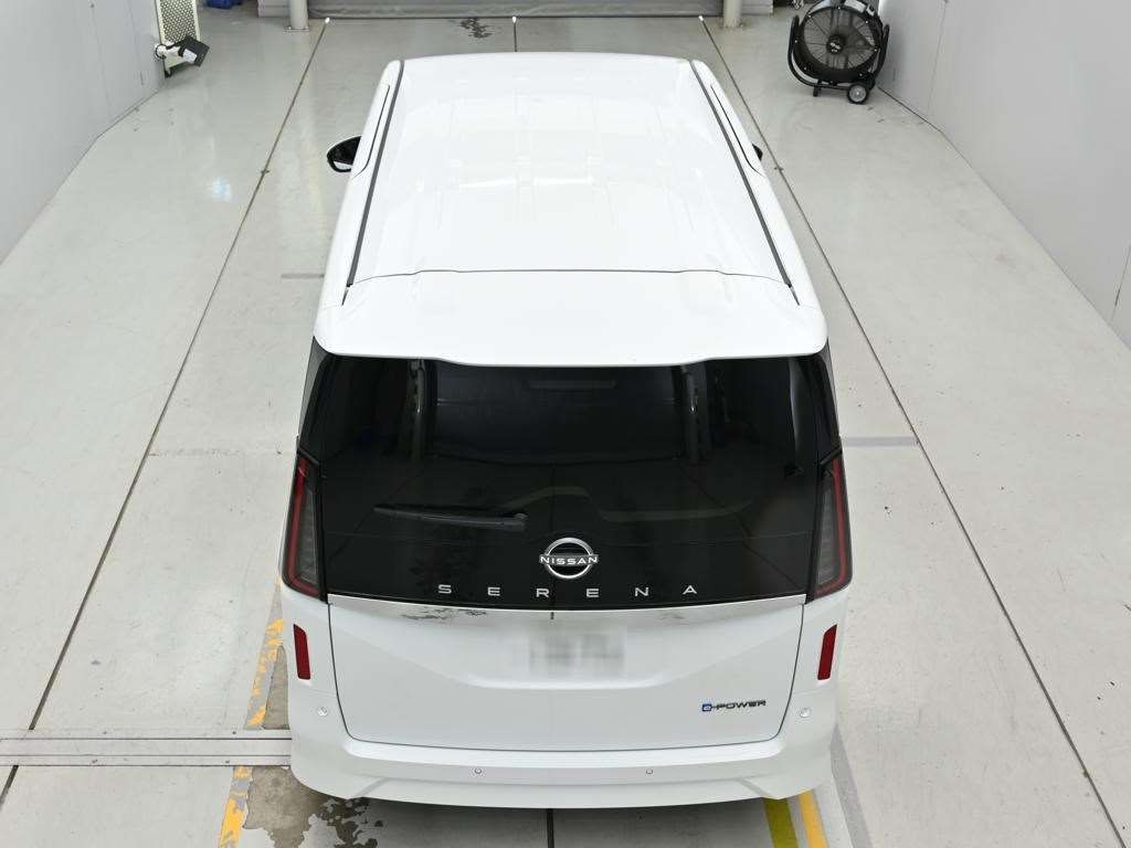 2026 Nissan Serena e-POWER Highway Star V auction photo 8