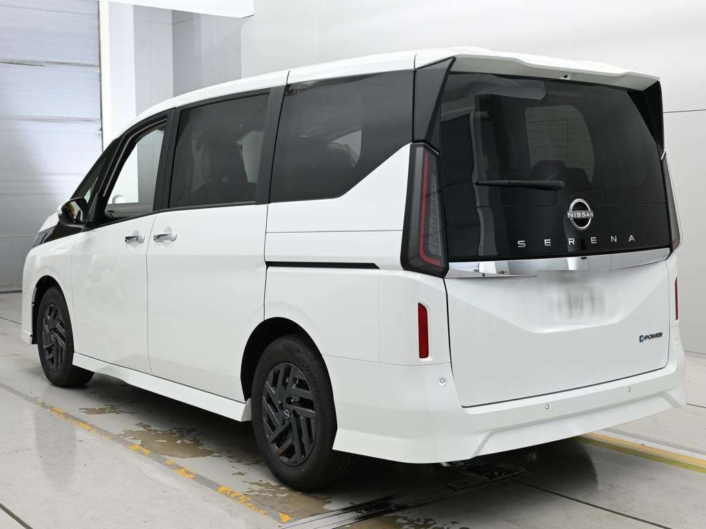 2026 Nissan Serena e-POWER Highway Star V auction photo 6
