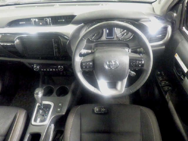 2021 Toyota ハイラックスT 4WD Z auction photo 3