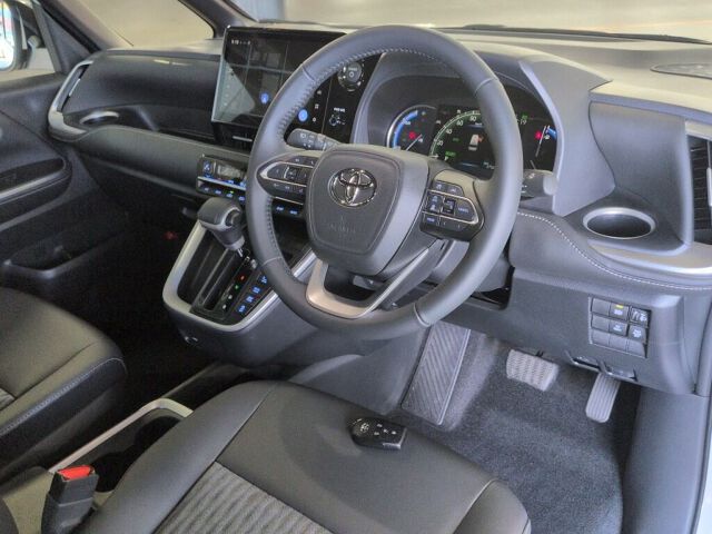 2026 Toyota Noah Hybrid S-Z auction photo 3