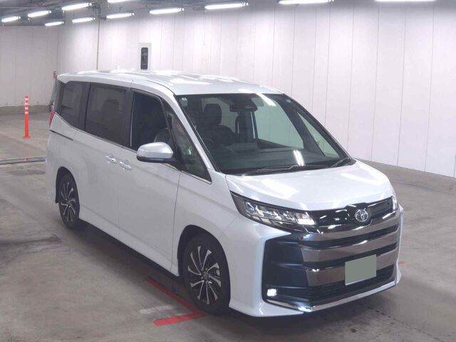 Japan Auction Vehicles 8 2026 Toyota Noah Hybrid S-Z auction photo