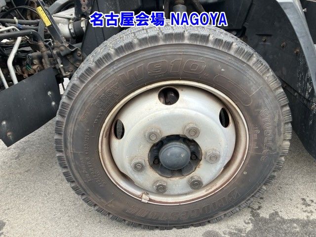 2017 Mitsubishi Fuso Canter Aluminum Wing PG auction photo 9