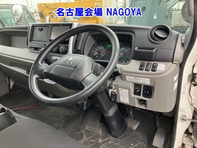 2017 Mitsubishi Fuso Canter Aluminum Wing PG auction photo 4