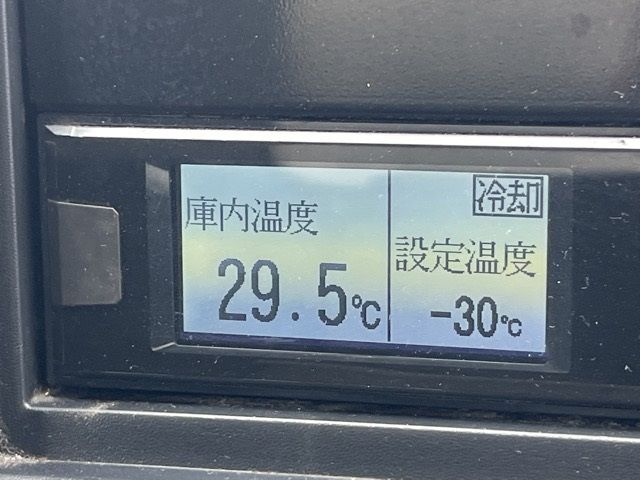 2018 Mitsubishi Fuso Canter Reizo Reito auction photo 21