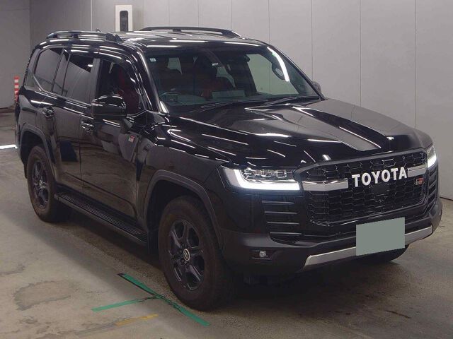 2021 Toyota Land Cruiser GR Sport 4WD Japan auction vehicle