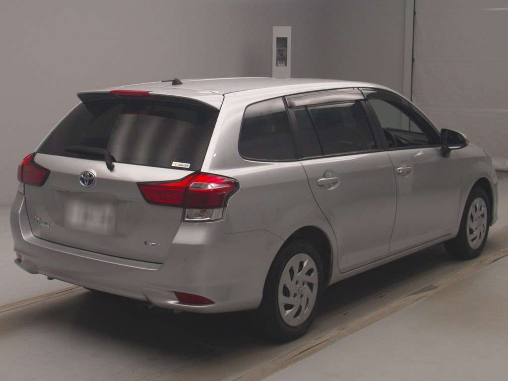 2025 Toyota Corolla Fielder ハイブリッド EX auction photo 2