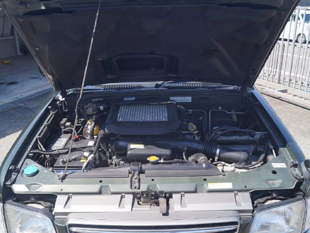 2001 Isuzu ビッグホーン Plaisir auction photo 9