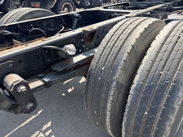 2008 Isuzu Elf chassis auction photo 16