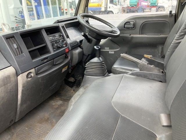 2008 Isuzu Elf chassis auction photo 5
