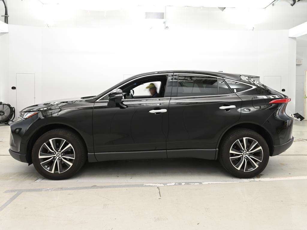 2023 Toyota Harrier G auction photo 4