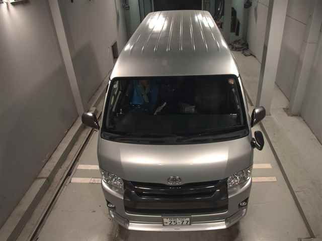 2009 Toyota Hiace 4WD GL auction photo 6