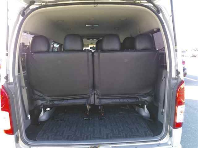 2009 Toyota Hiace 4WD GL auction photo 10