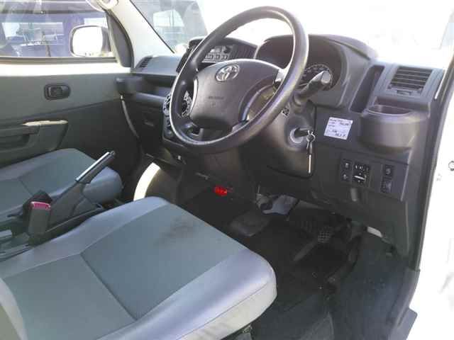 2022 Toyota TownAce Van GL auction photo 3