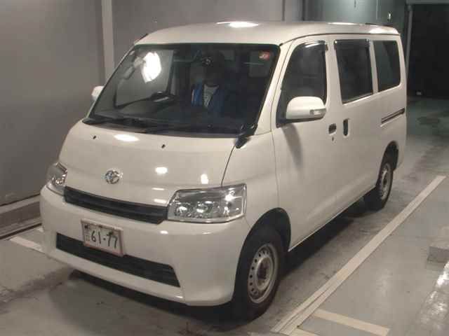 2022 Toyota TownAce Van GL auction photo 4