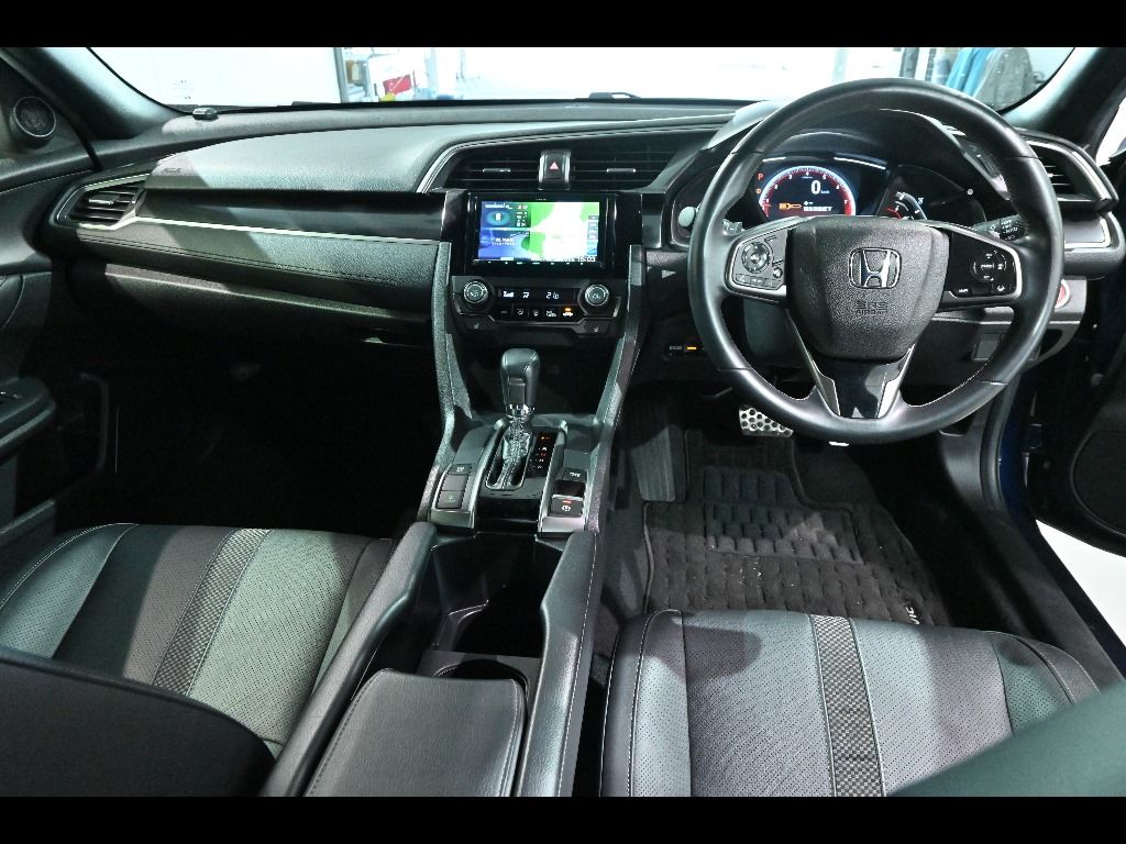 2021 Honda シビック 5HB ハッチバック auction photo 3