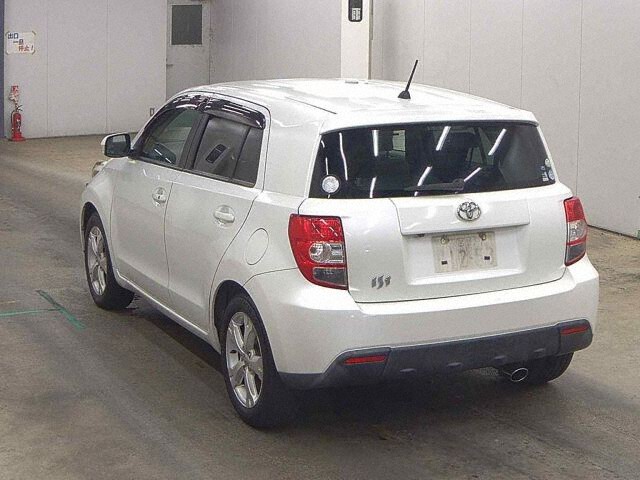 2007 Toyota Ist 150G auction photo 2