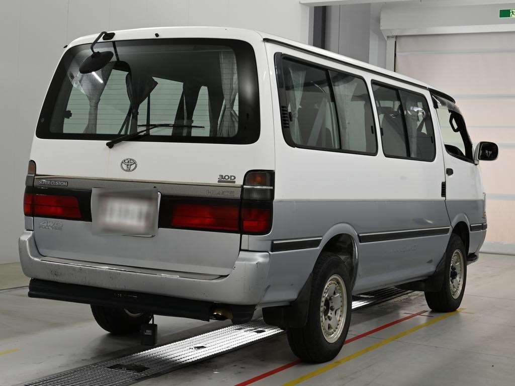 1998 Toyota Hiace 4WD auction photo 2