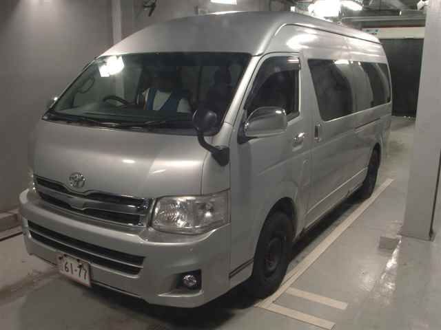 2012 Toyota Hiace 4WD グランドキャビン ハイルー auction photo 4