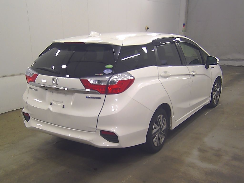 2016 Honda Shuttle ハイブリッドXスタイルエディション auction photo 2