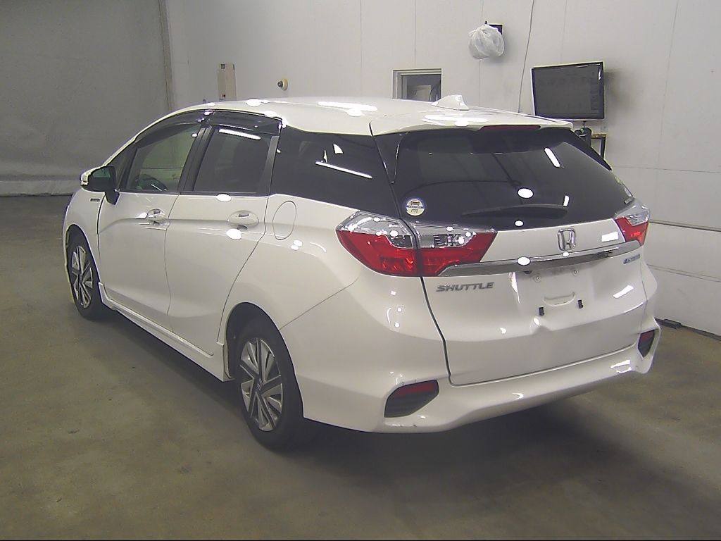 2016 Honda Shuttle ハイブリッドXスタイルエディション auction photo 5