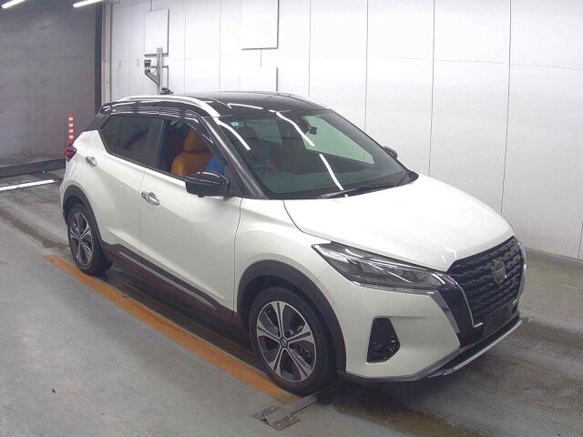 2021 Nissan Kicks X Two-Tone Interior Edition Japan auction vehicle