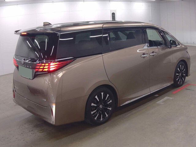 2026 Toyota Alphard Executive Lounge auction photo 5