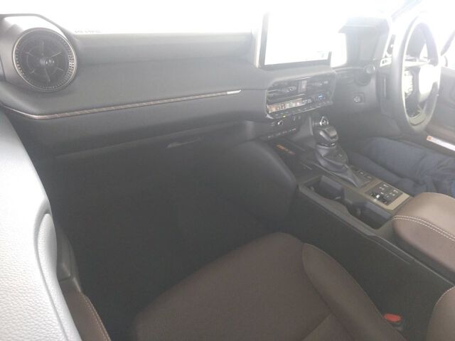 2024 Toyota Land Cruiser 250 ZX First Edition 4WD auction photo 3