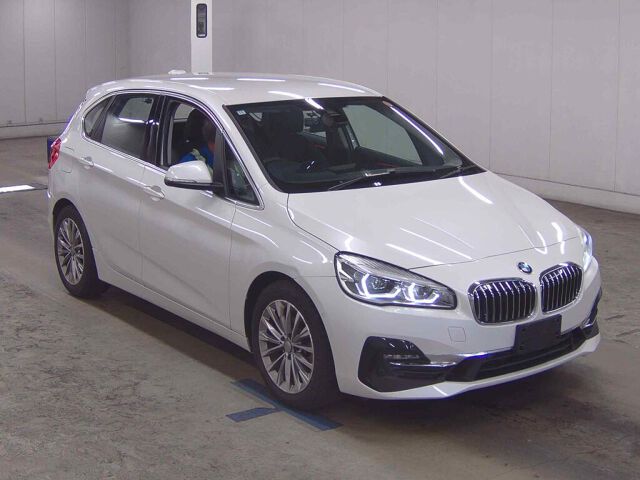 Japan Auction Vehicles 8 2018 BMW 2 Series 218DXDアクツアラグ 4WD auction photo