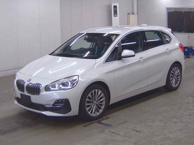 2018 BMW 2 Series 218DXDアクツアラグ 4WD auction photo 4