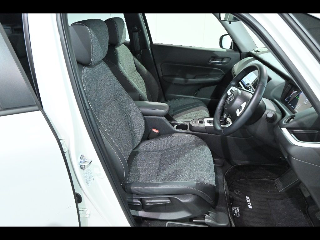 2025 Honda Fit 4WD ホーム auction photo 6