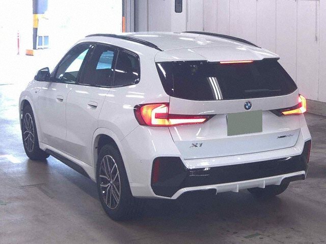 2025 BMW X1 XDRIV20D M Sport 4WD auction photo 2