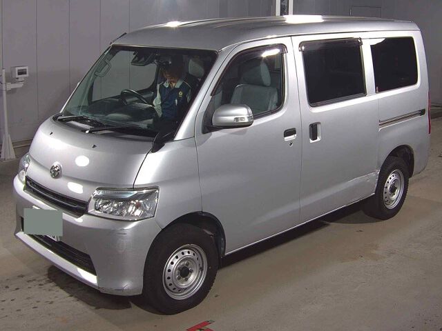 2021 Toyota TownAce Van GL auction photo 4