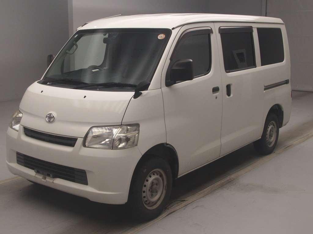 2020 Toyota TownAce Van Japan auction vehicle