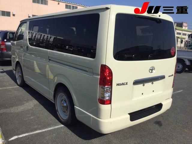 2022 Toyota Hiace スーパーGL auction photo 2