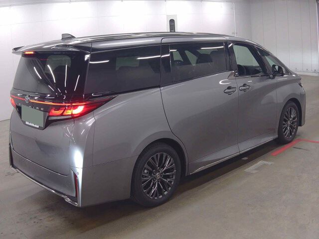 2025 Toyota Vellfire Z Premier auction photo 5