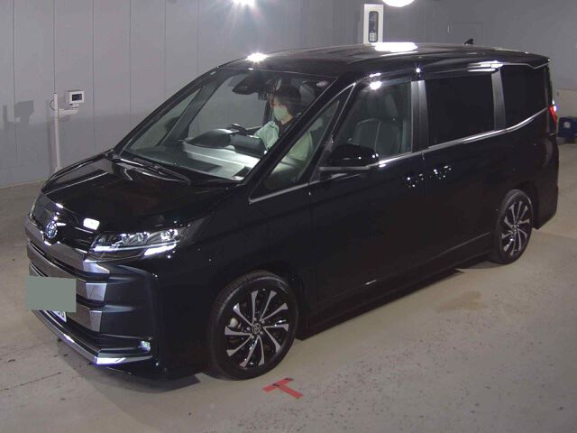 2023 Toyota Noah Hybrid S-Z auction photo 4