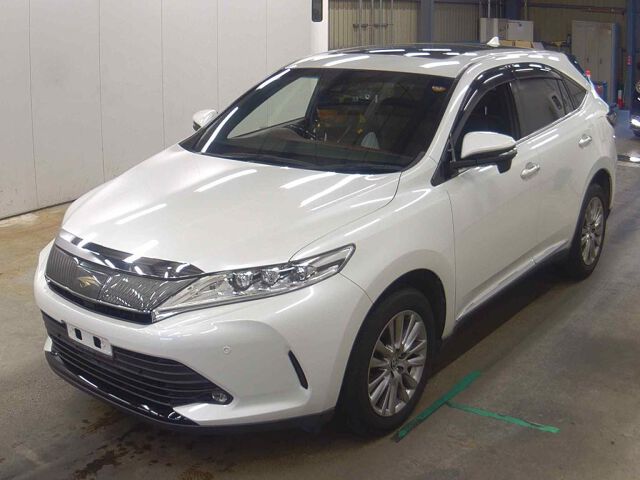 2019 Toyota Harrier premium auction photo 4