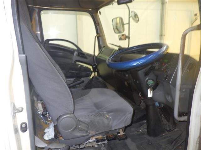 2010 Isuzu Forward バン auction photo 6