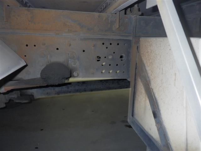 2010 Isuzu Forward バン auction photo 5
