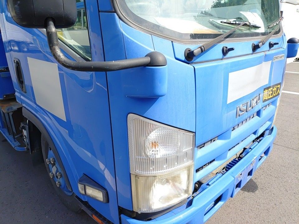 2012 Isuzu Elf auction photo 21