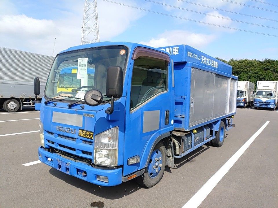 2012 Isuzu Elf Japan auction vehicle