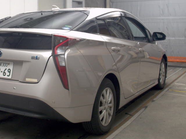 2016 Toyota Prius A auction photo 5