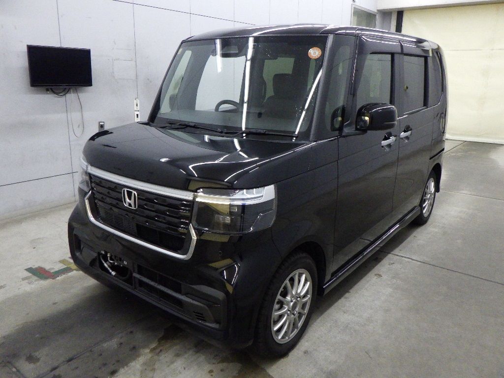2023 Honda N-BOX Custom Turbo auction photo 4