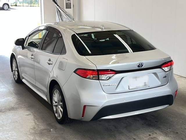 2022 Toyota Corolla ハイブリッド S auction photo 5