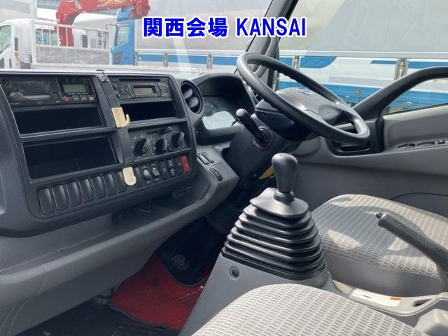 2018 Hino Dutro ヒラ P/G auction photo 5