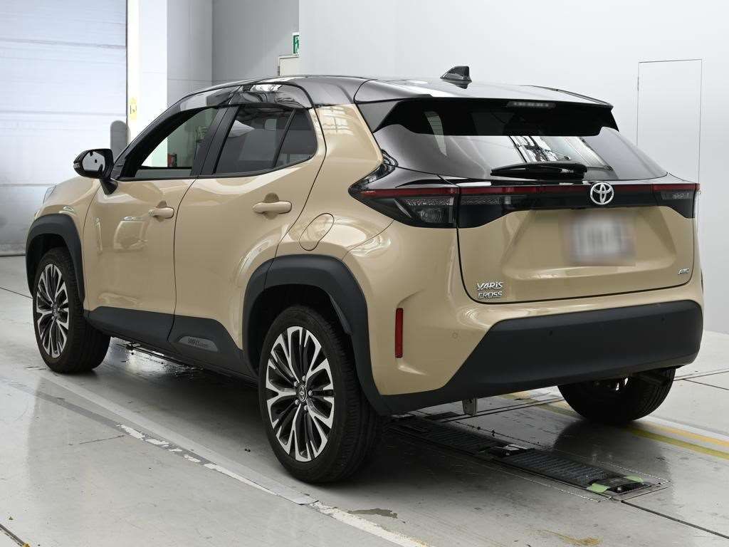 2023 Toyota Yaris Cross Z 4WD auction photo 6