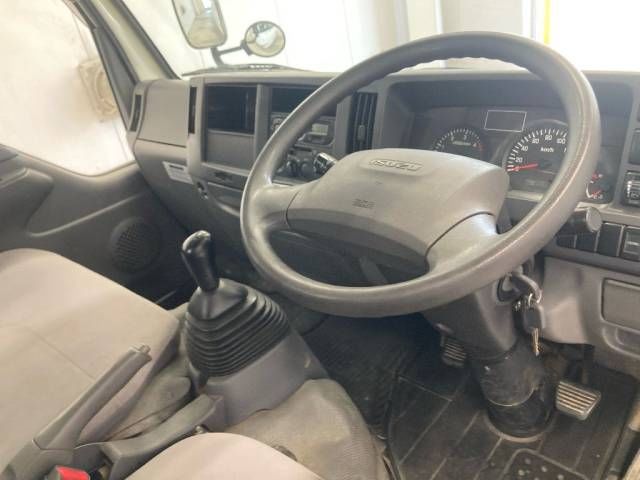 2017 Isuzu Elf Flatbed 4WD auction photo 2