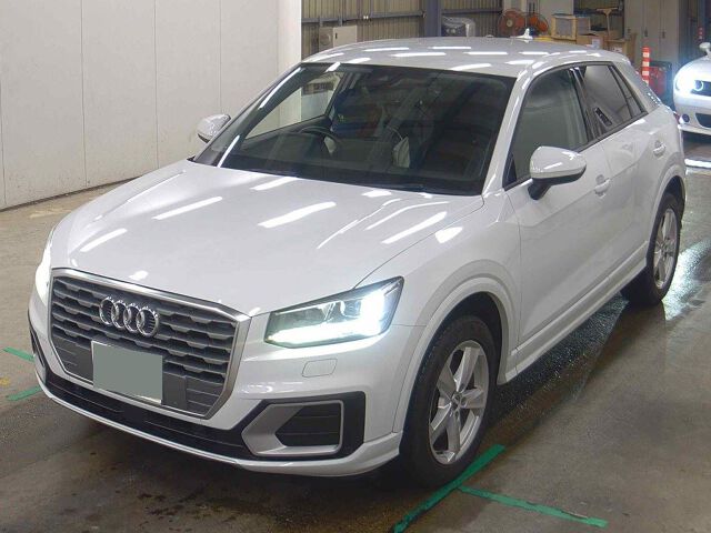 2018 Audi Q2 1.0 TFSI Spoass P auction photo 4
