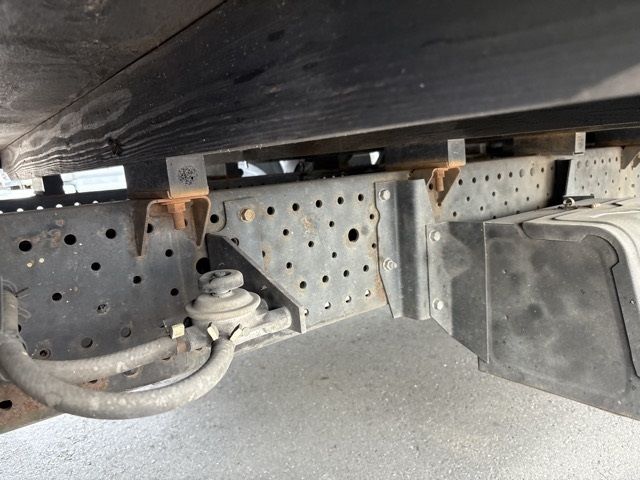 2007 Isuzu Elf ヒラ auction photo 12